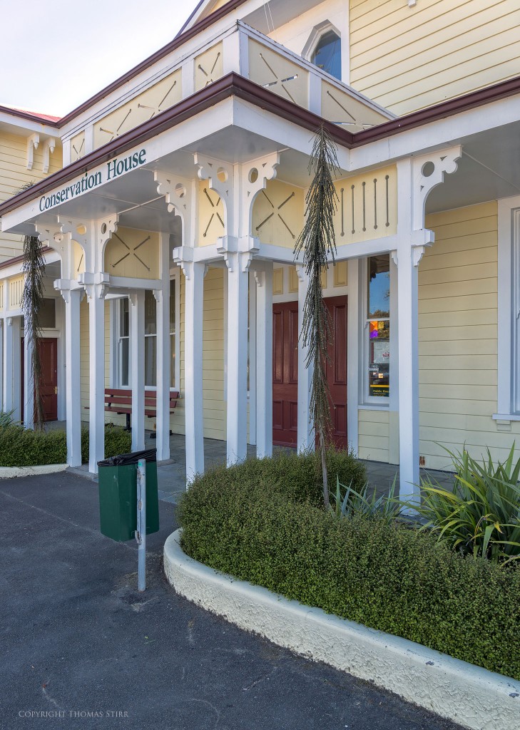 leading lines image 6