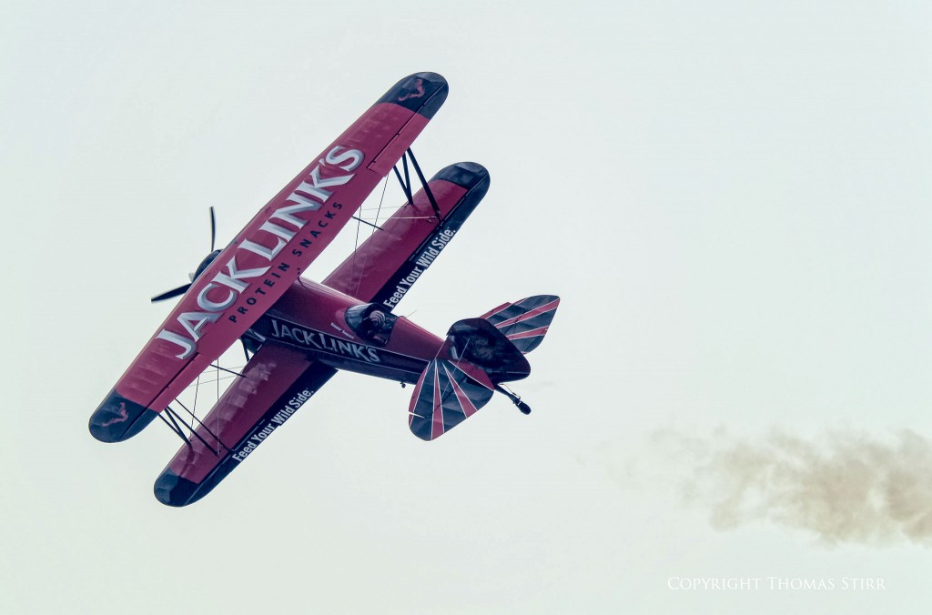 Nikon 1 V2 + Nikon 1 CX 70-300mm f/4.5-5.6 @ 300mm, efov 810mm, f/5.6, 1/4000, ISO-250